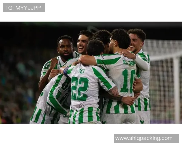 巴萨那与贝蒂斯的激烈对决揭示西甲联赛的争冠形势与球队实力较量 巴萨那与贝蒂斯的激烈对决揭示西甲联赛的争冠形势与球队实力较量