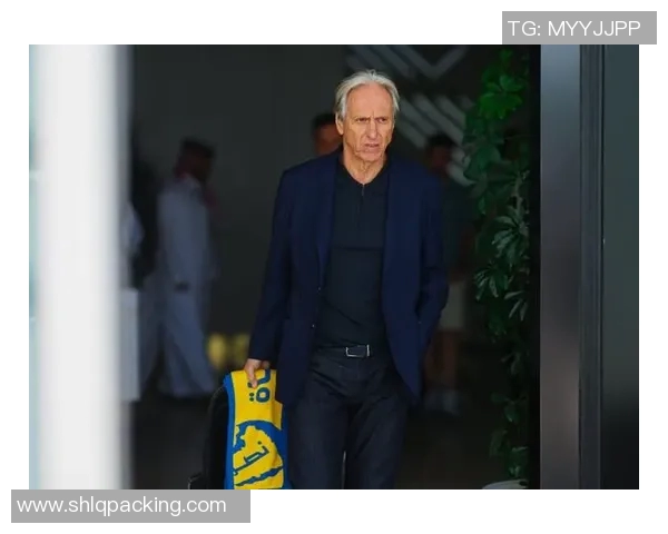 热苏斯的崛起之路：从默默无闻到足坛明星的奋斗历程与心路历程