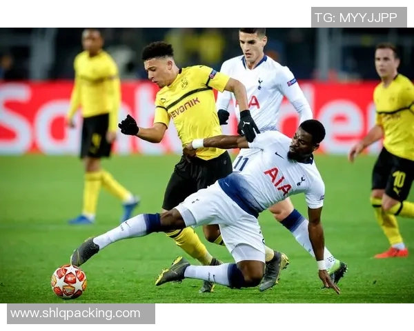 热刺与多特蒙德激战正酣比分悬念引发球迷热议